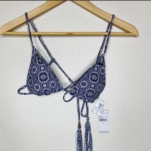NWT! O’Neill Reversible String Bikini Top sz S!